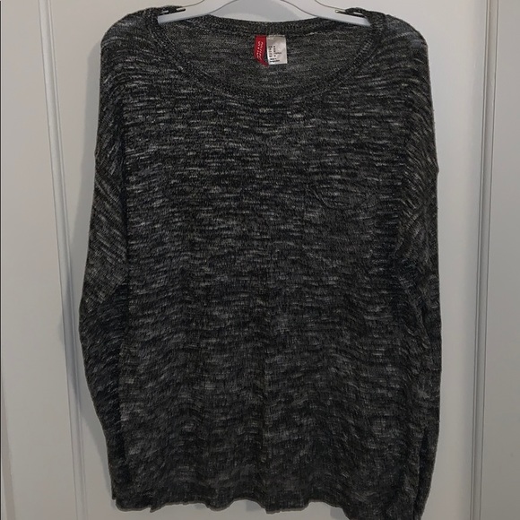 Divided Tops - Lightweight Black Sweater